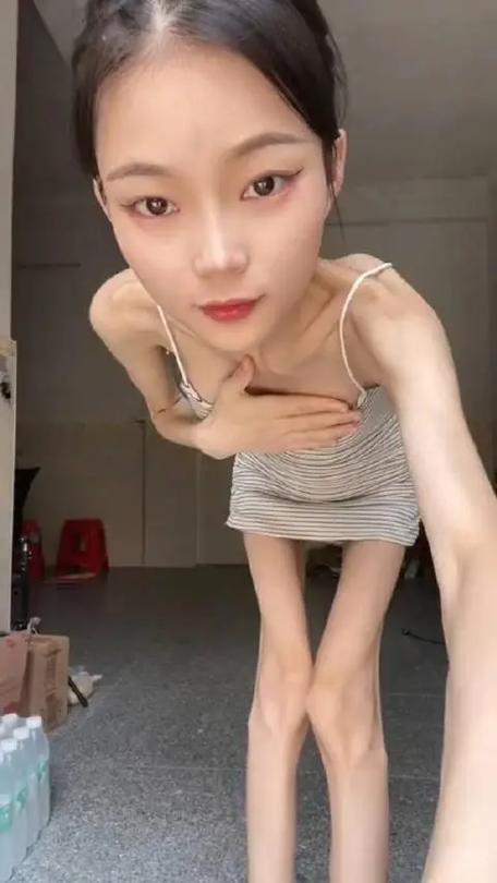 小个子减肥显得更矮了