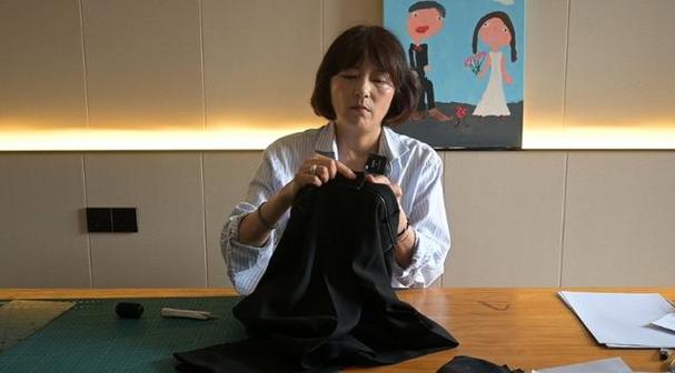 衣服勾丝了怎么补救