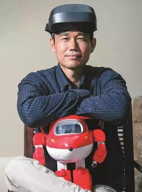 铠甲勇士创始人