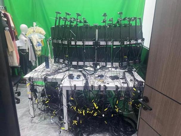 现在看电视直播用什么软件好