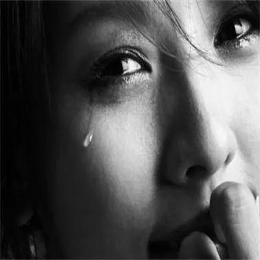 抖音里哭的撕心裂肺截图2