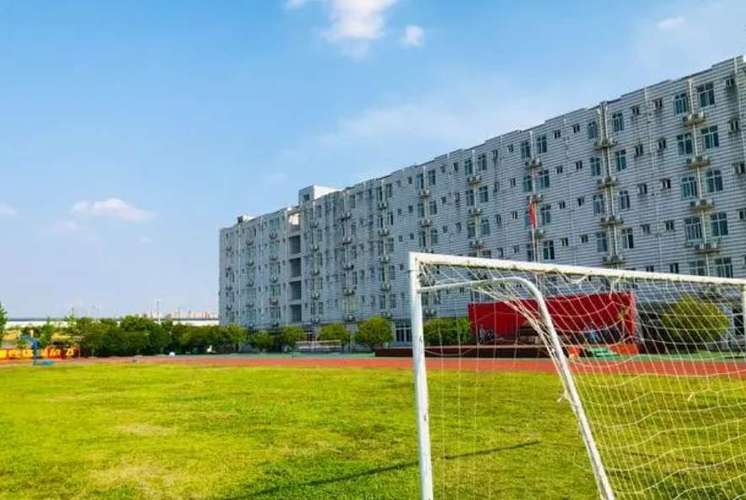 成都信息技术学校地址在哪