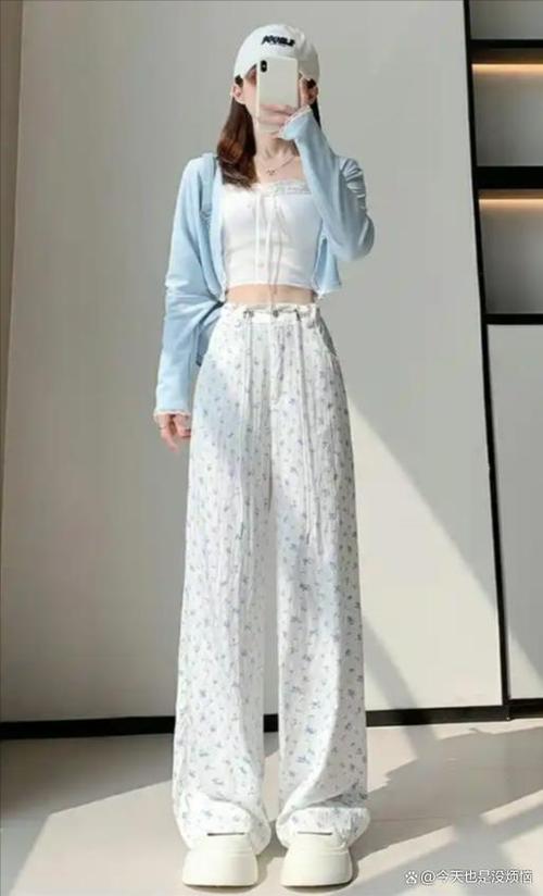 小个子适合穿阔腿裤吗