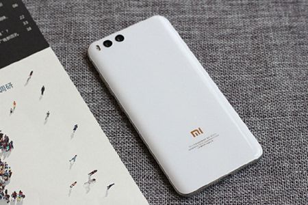 米6白色版