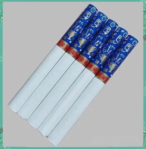 小目标烟25一包的图片