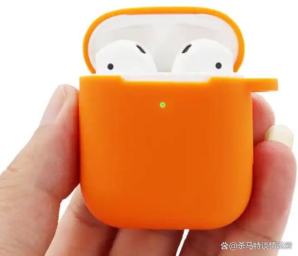 苹果耳机仓橙色灯长亮