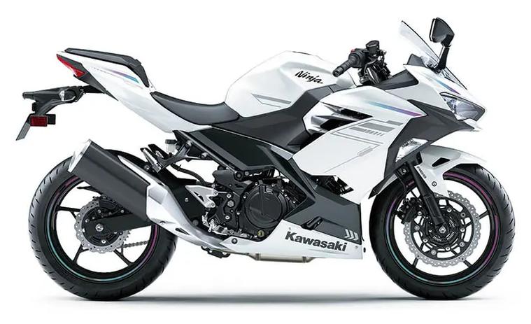 川崎ninja400图片