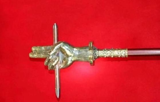 百兵之首是什么武器