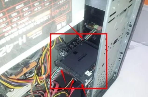 台式机怎么加装硬盘